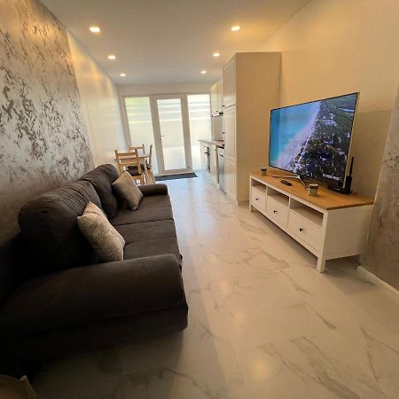 Apartmán Il Punto Avranches Exteriér fotografie